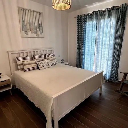 Villa A Pochi Passi Dal Mare E Dal Centro Marina Di