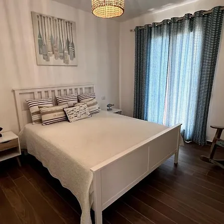 Villa A Pochi Passi Dal Mare E Dal Centro Marina Di