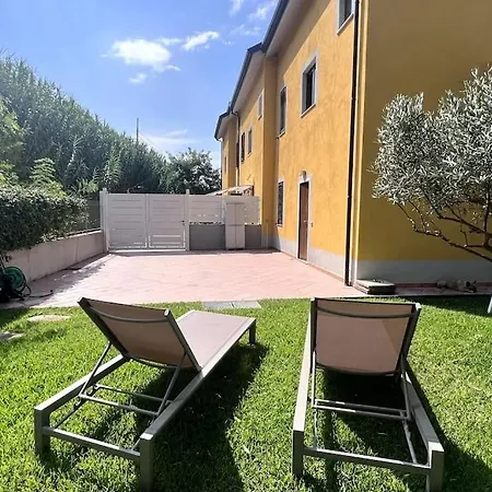 A Pochi Passi Dal Mare E Dal Centro Marina Di Villa Ascea